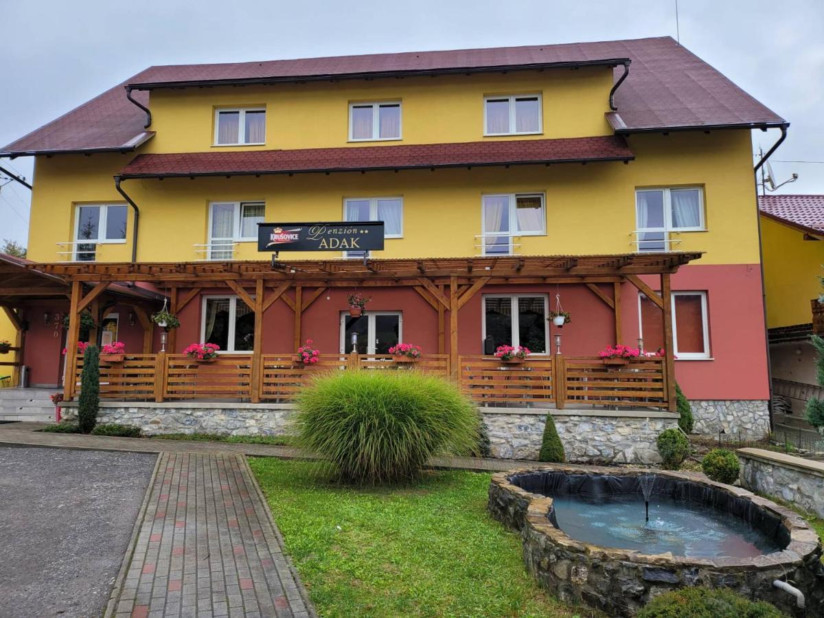 Penzion Adak Hotel Parnica Ngoại thất bức ảnh